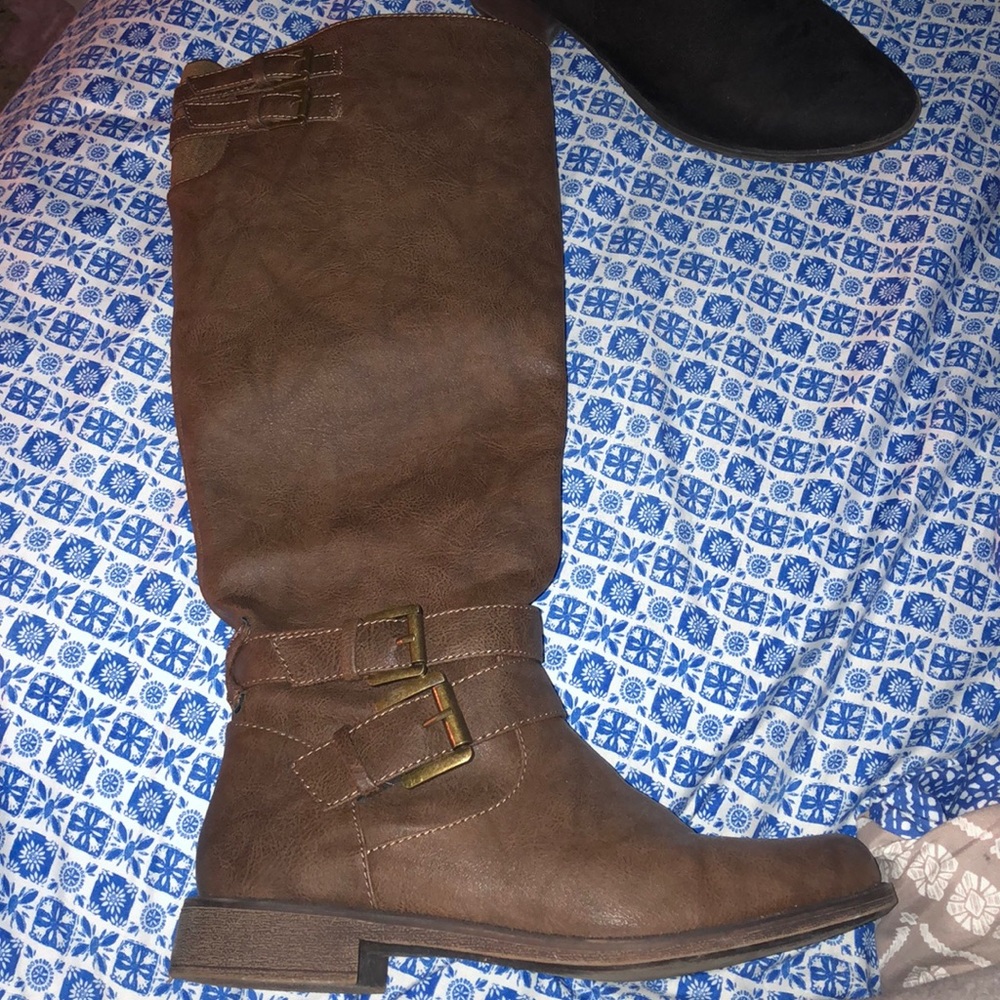 brown riding boots